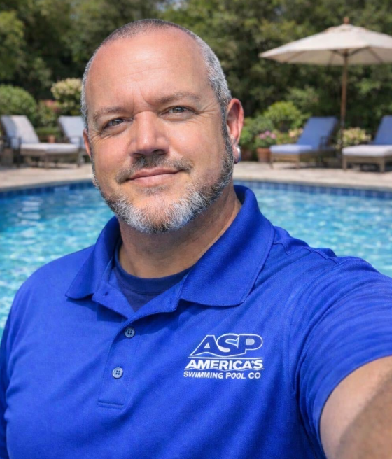 Headshot of Michael Ellinger 